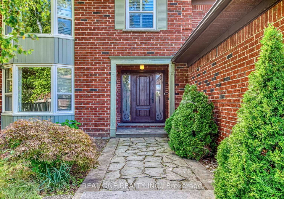 3944-glamis-court-mississauga-ontario-w13801206
