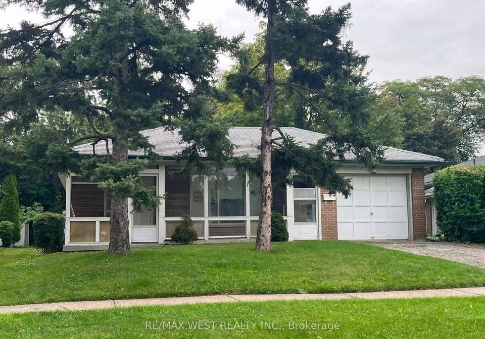 49-braddock-road-toronto-etobicoke-ontario-w13801220