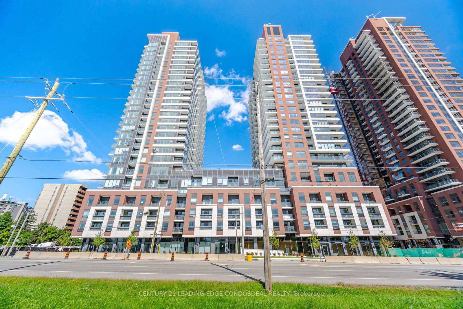 4010-eglinton-avenue-w-toronto-etobicoke-ontario-w13801616