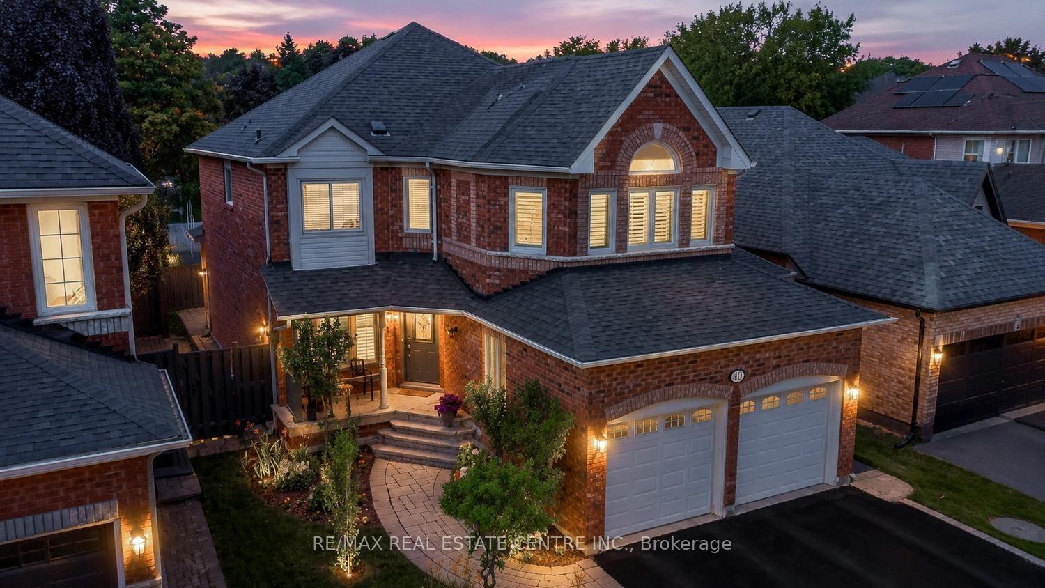 40-hepburn-crescent-n-halton-hills-ontario-w13801674