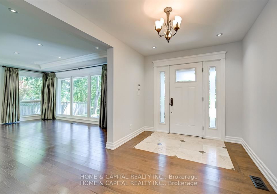 2043-malbrook-road-oakville-ontario-w13802010