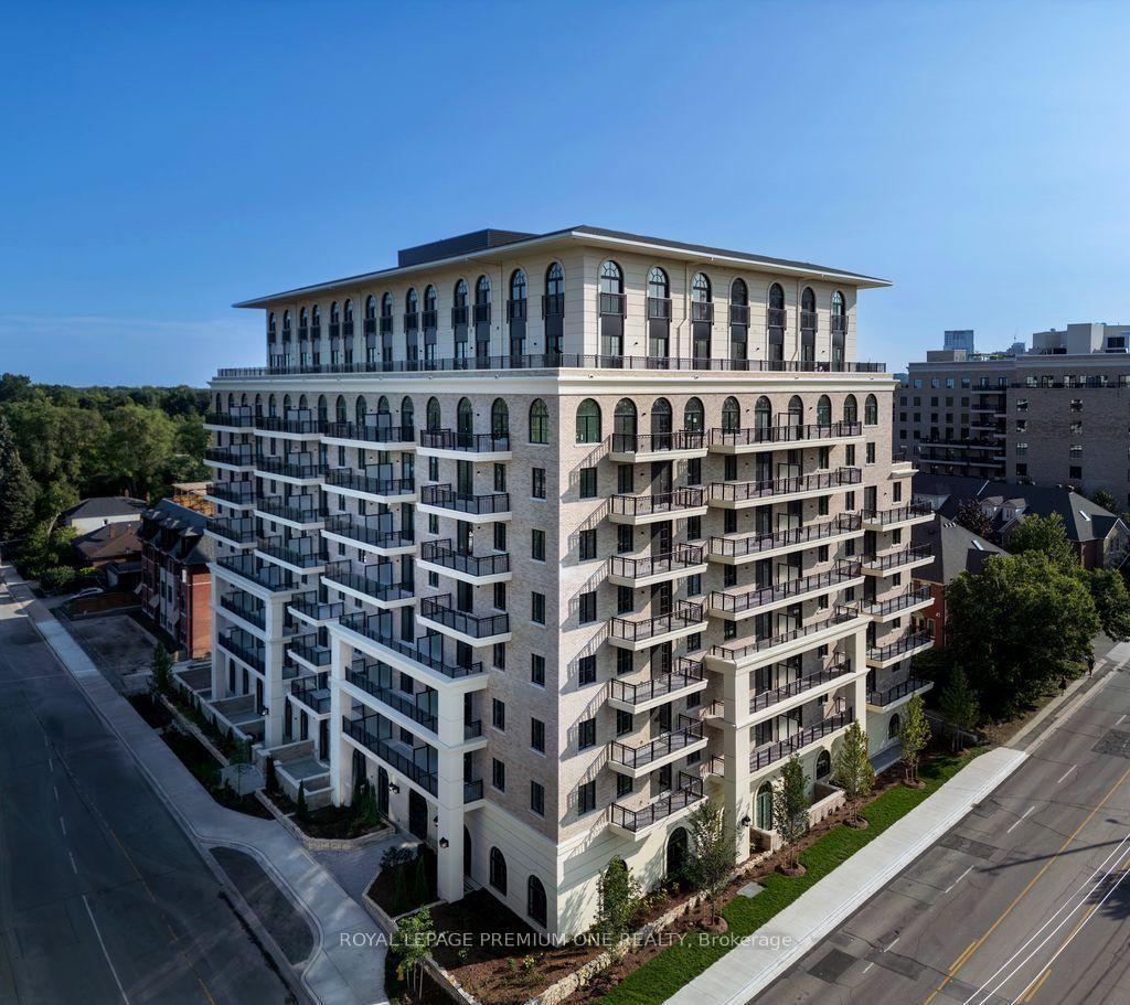 38-earlington-avenue-toronto-etobicoke-ontario-w13802074