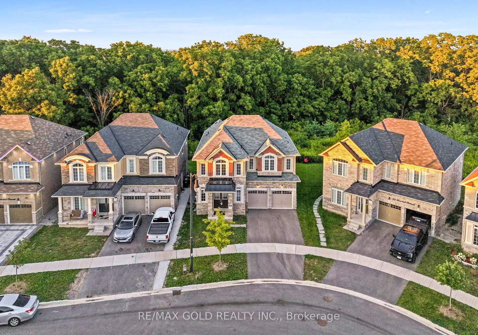 26-unwind-crescent-brampton-ontario-w13802092