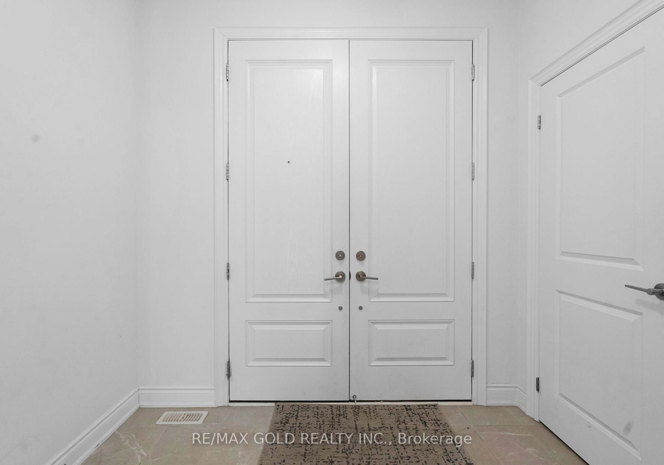 23-bermondsey-way-brampton-ontario-w13802254