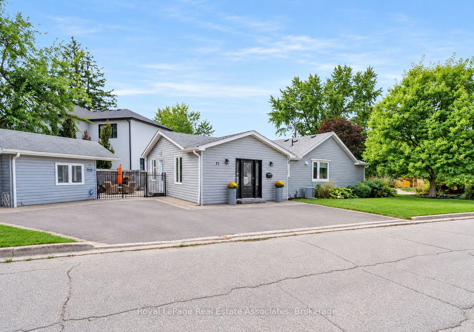11-churchill-crescent-halton-hills-ontario-w13802276