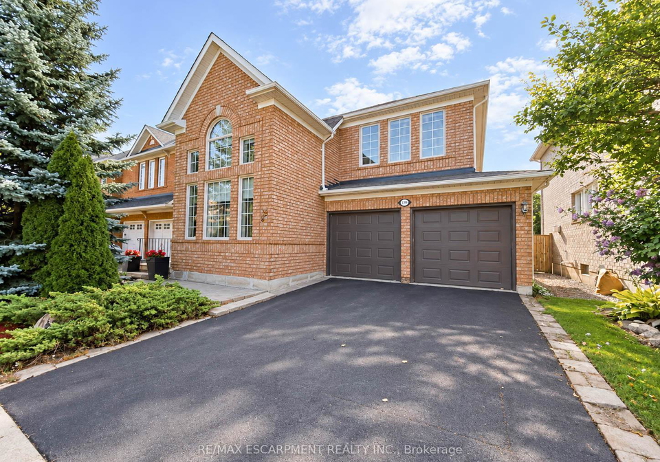 1396-thorncrest-crescent-oakville-ontario-w13802286