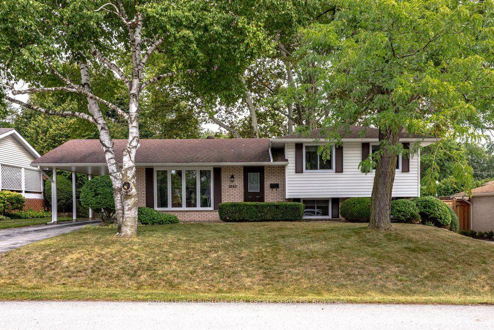 1083-manorwood-drive-burlington-ontario-w13802340