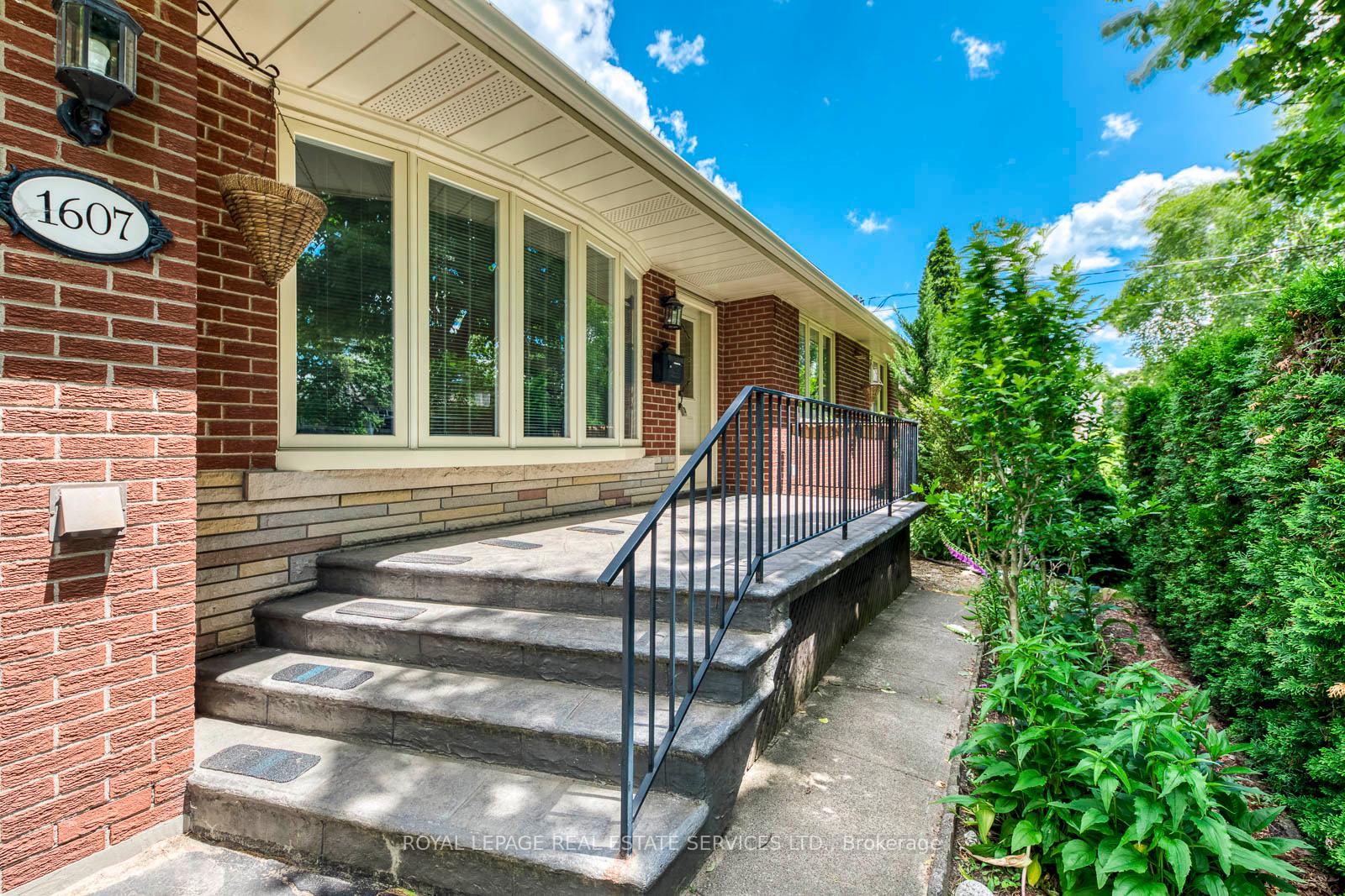 1607-ewald-road-mississauga-ontario-w13802398