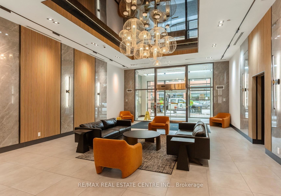 2220-lakeshore-boulevard-w-toronto-etobicoke-ontario-w13802464