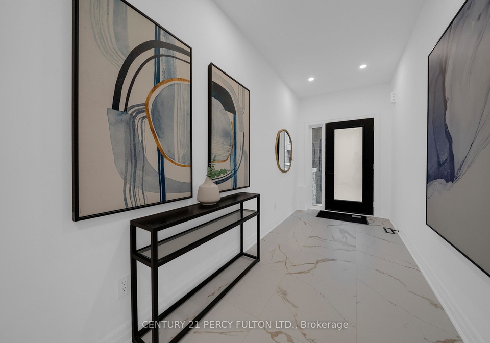 6636-clock-court-mississauga-ontario-w13802632