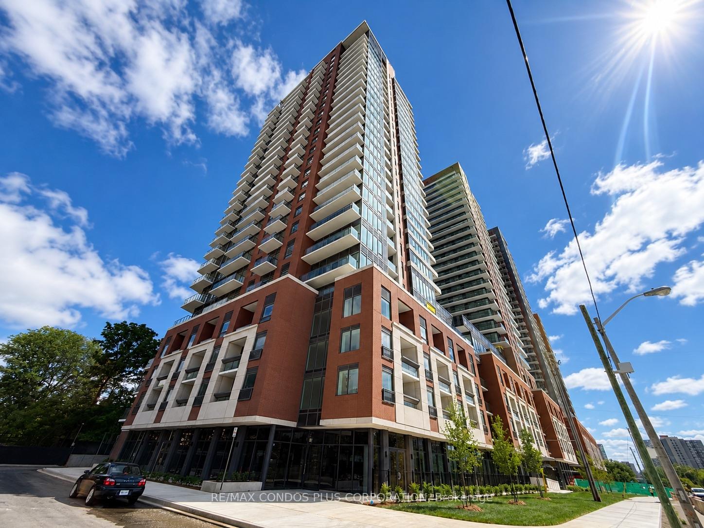 4010-eglinton-avenue-w-toronto-etobicoke-ontario-w13802778