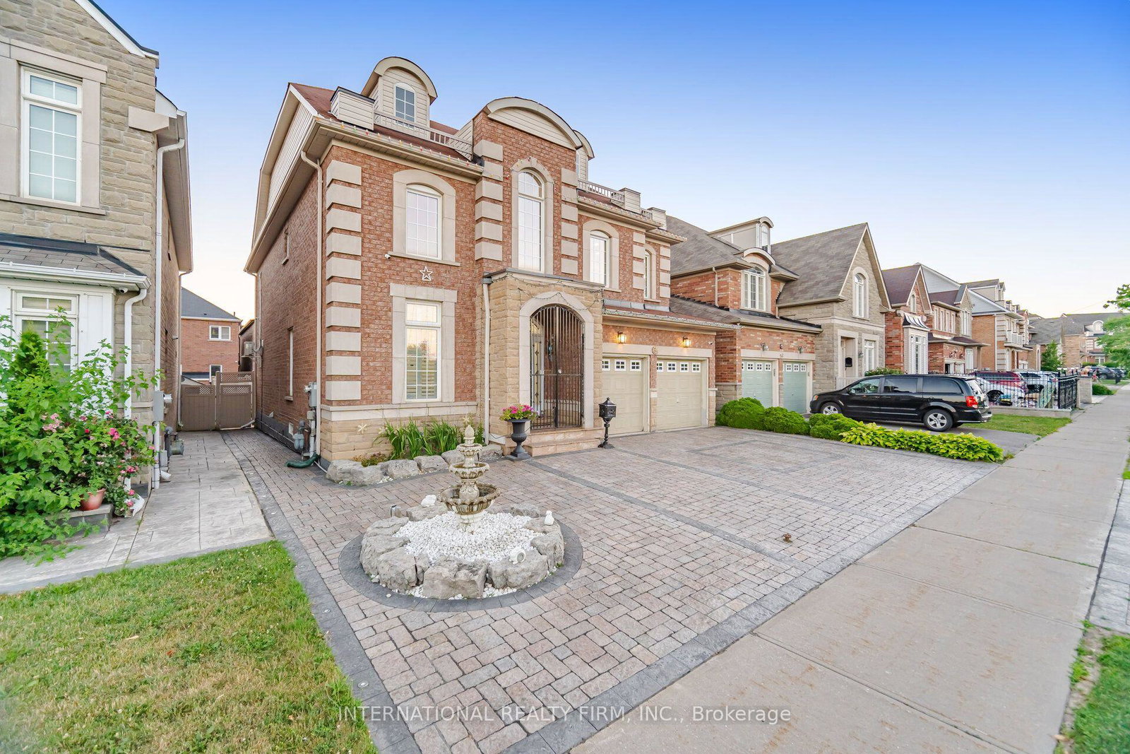 84-fred-young-drive-toronto-york-ontario-w13802832