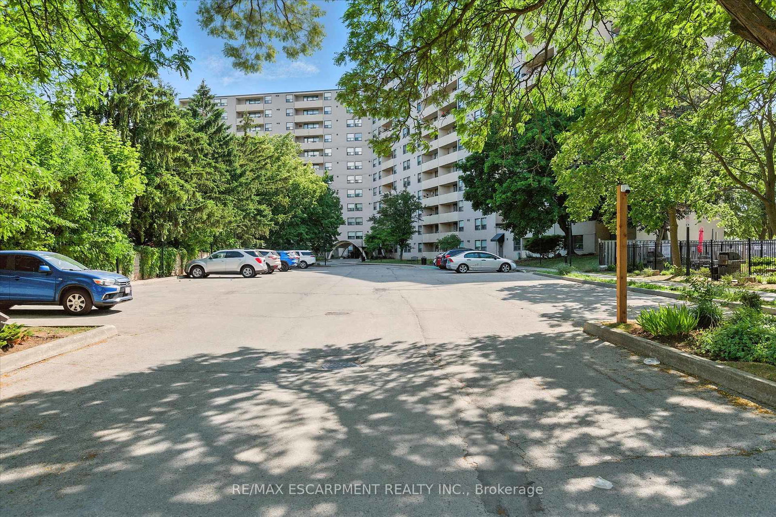 700-dynes-road-burlington-ontario-w13802878