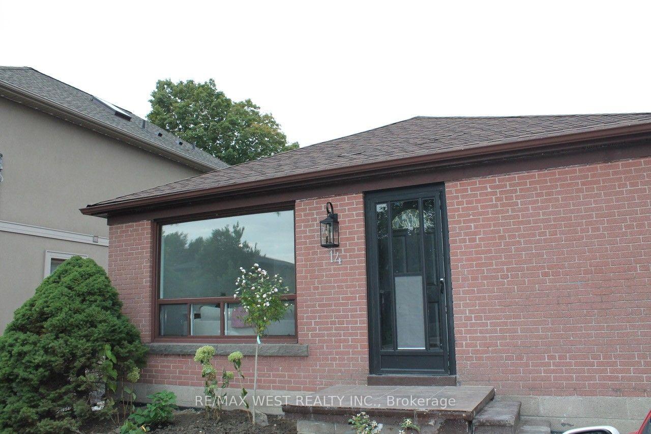 14-treeview-drive-toronto-etobicoke-ontario-w13802910