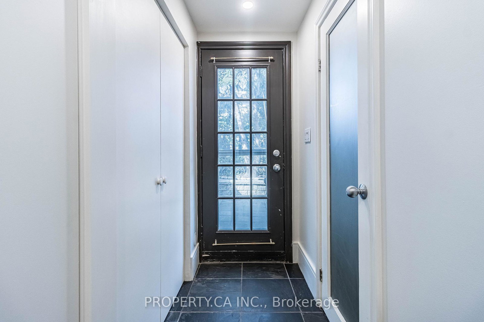 3470-enniskillen-circle-s-mississauga-ontario-w13803774