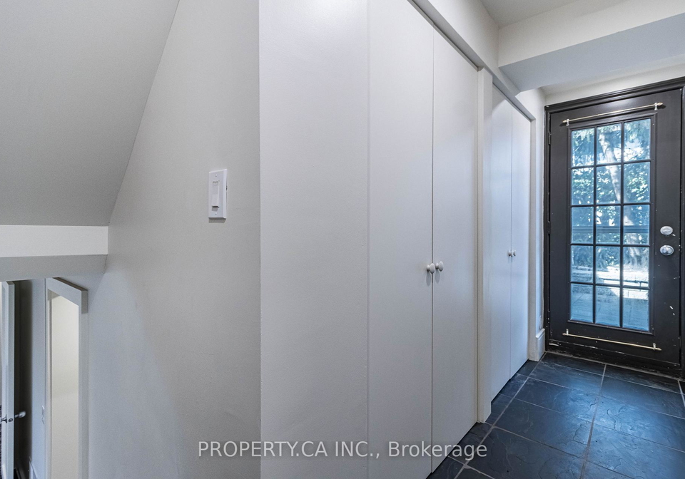 3470-enniskillen-circle-s-mississauga-ontario-w13803774