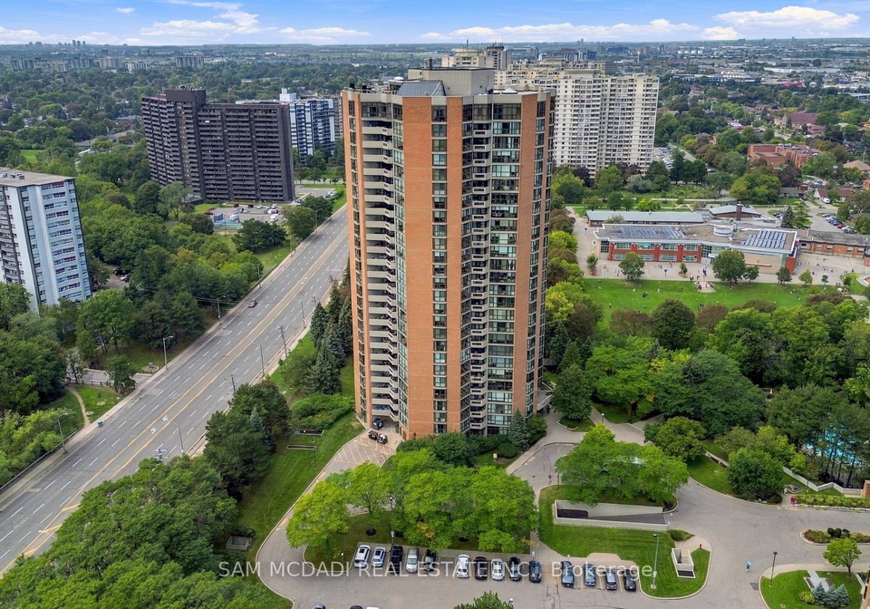2000-islington-avenue-toronto-etobicoke-ontario-w13803828