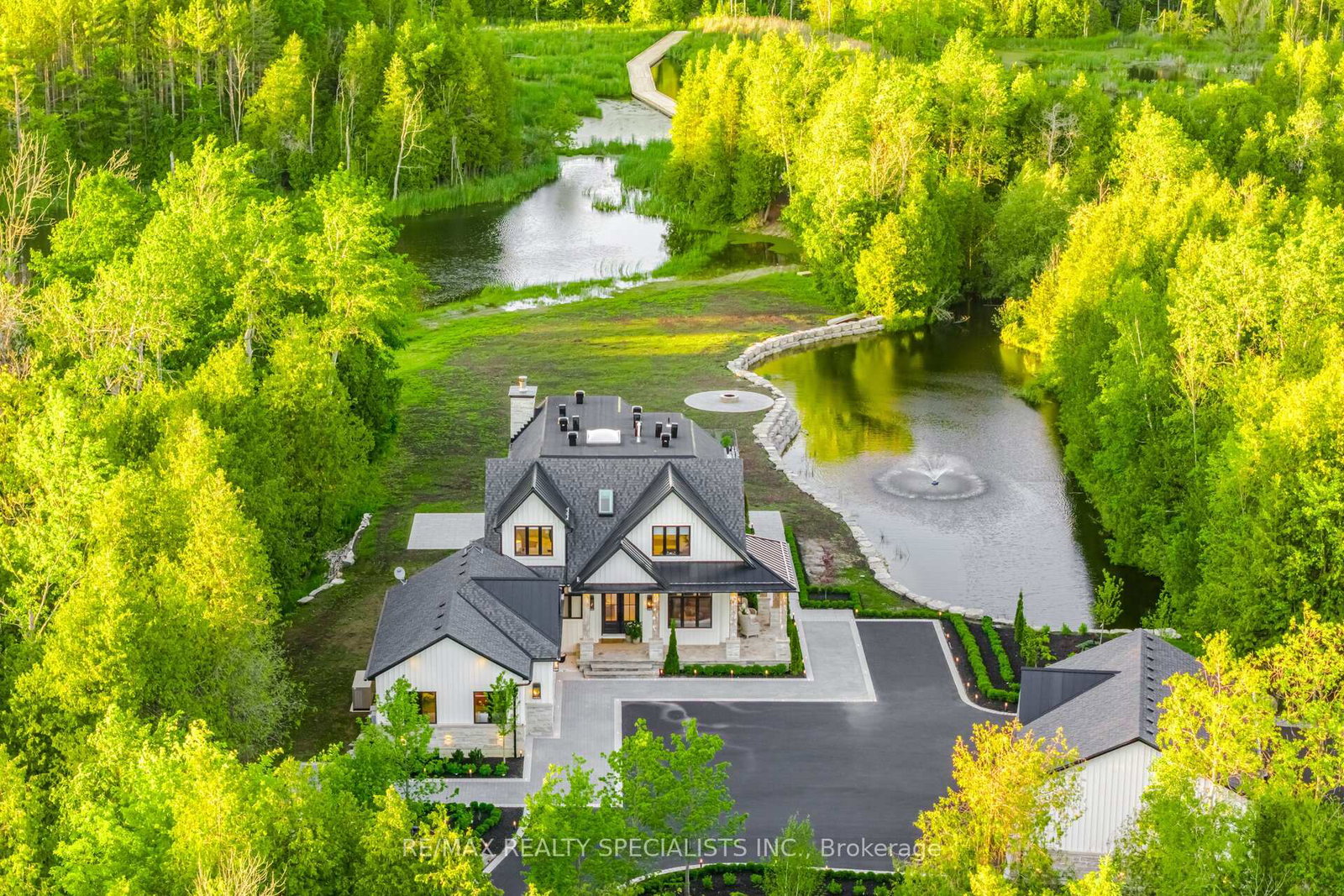 16735-shaws-creek-road-caledon-ontario-w13804054