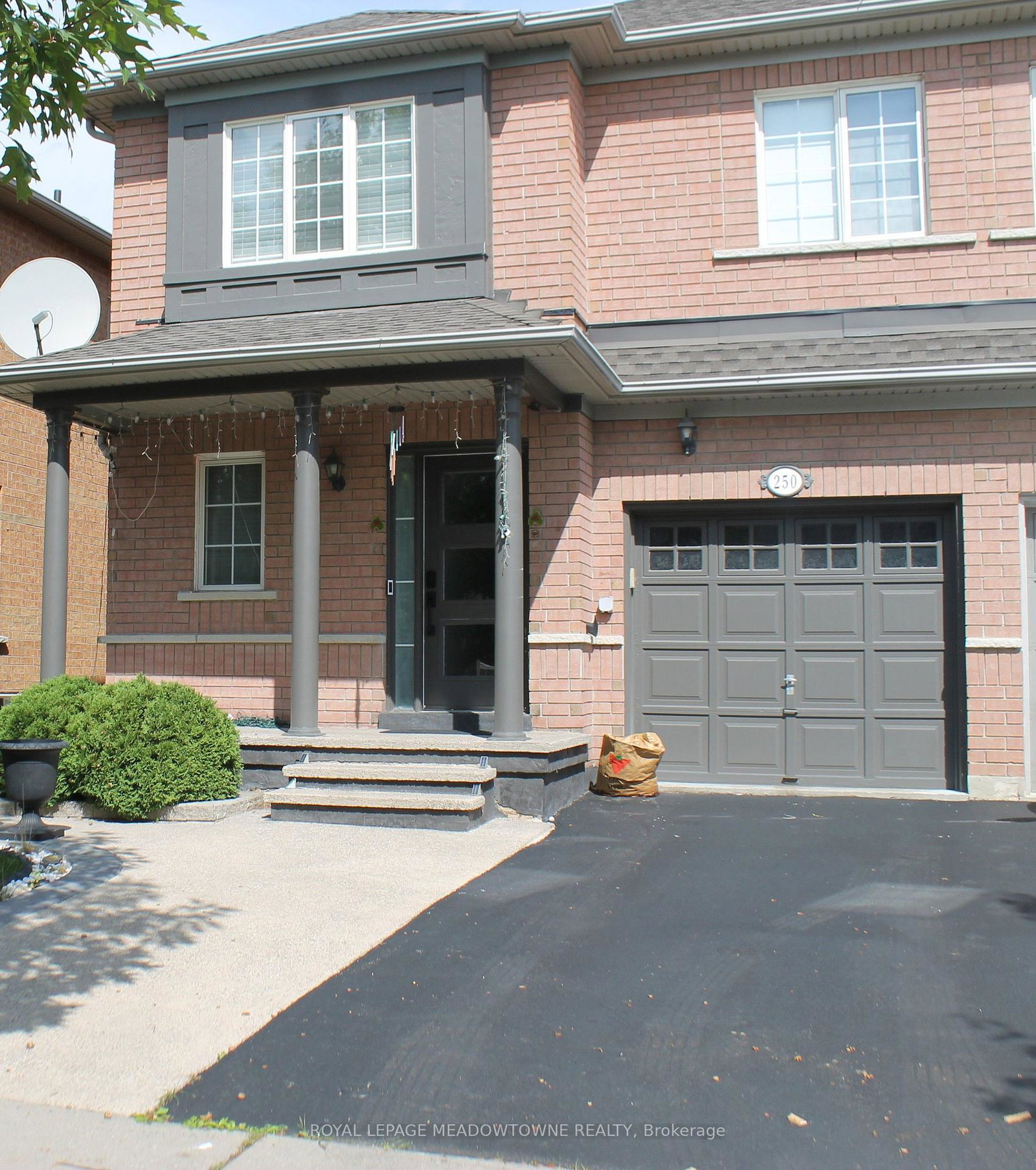 250-pettigrew-trail-milton-ontario-w13804148