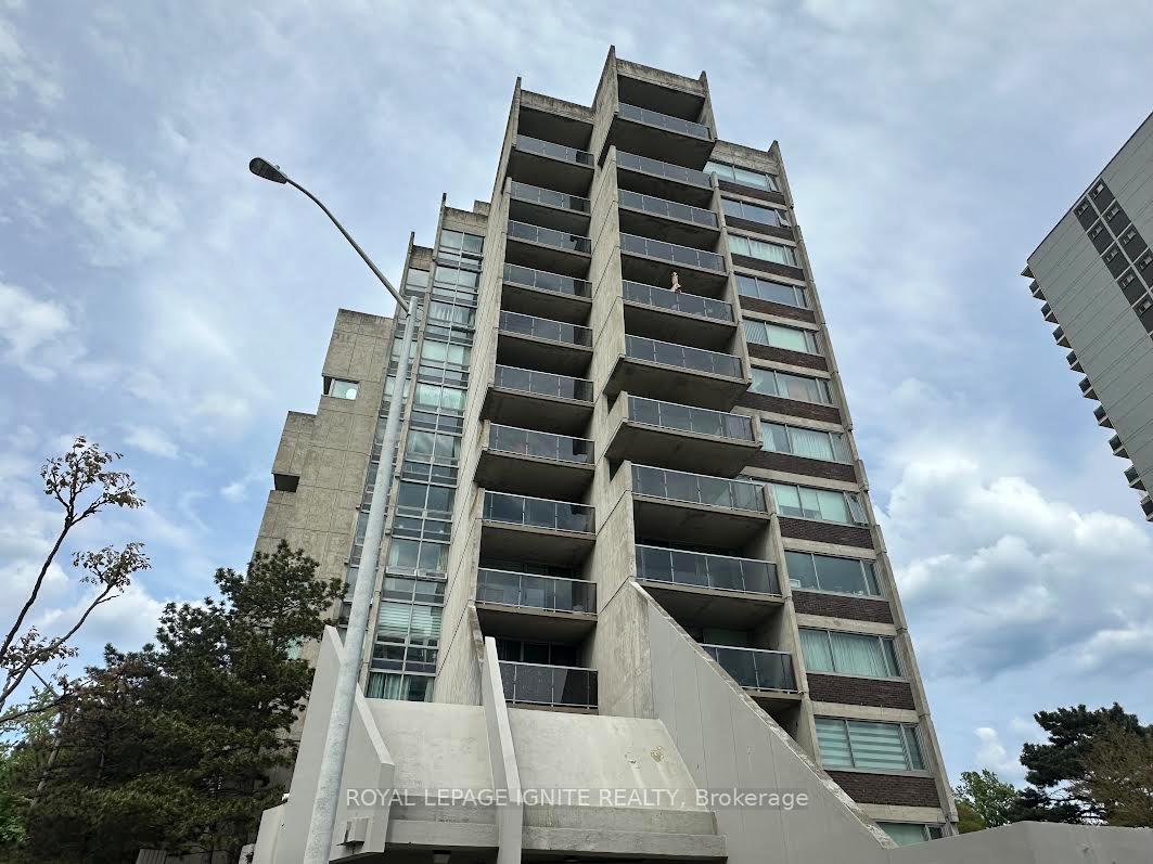 20-speers-road-oakville-ontario-w13804394