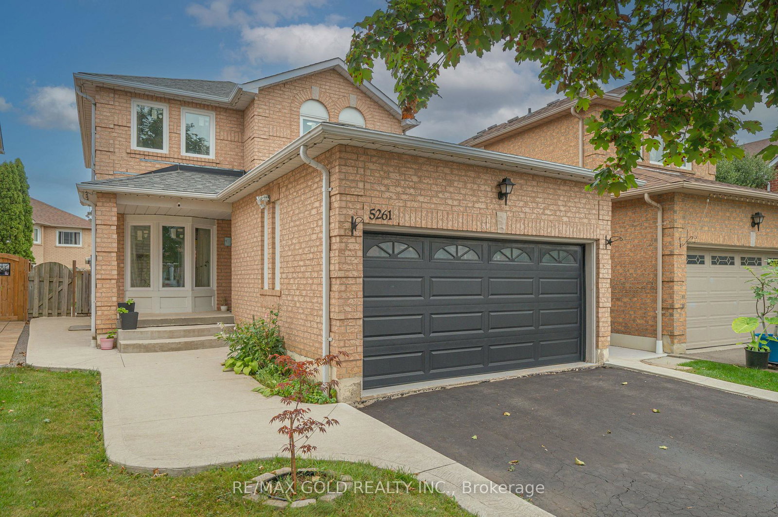 5261-river-forest-court-mississauga-ontario-w13804406