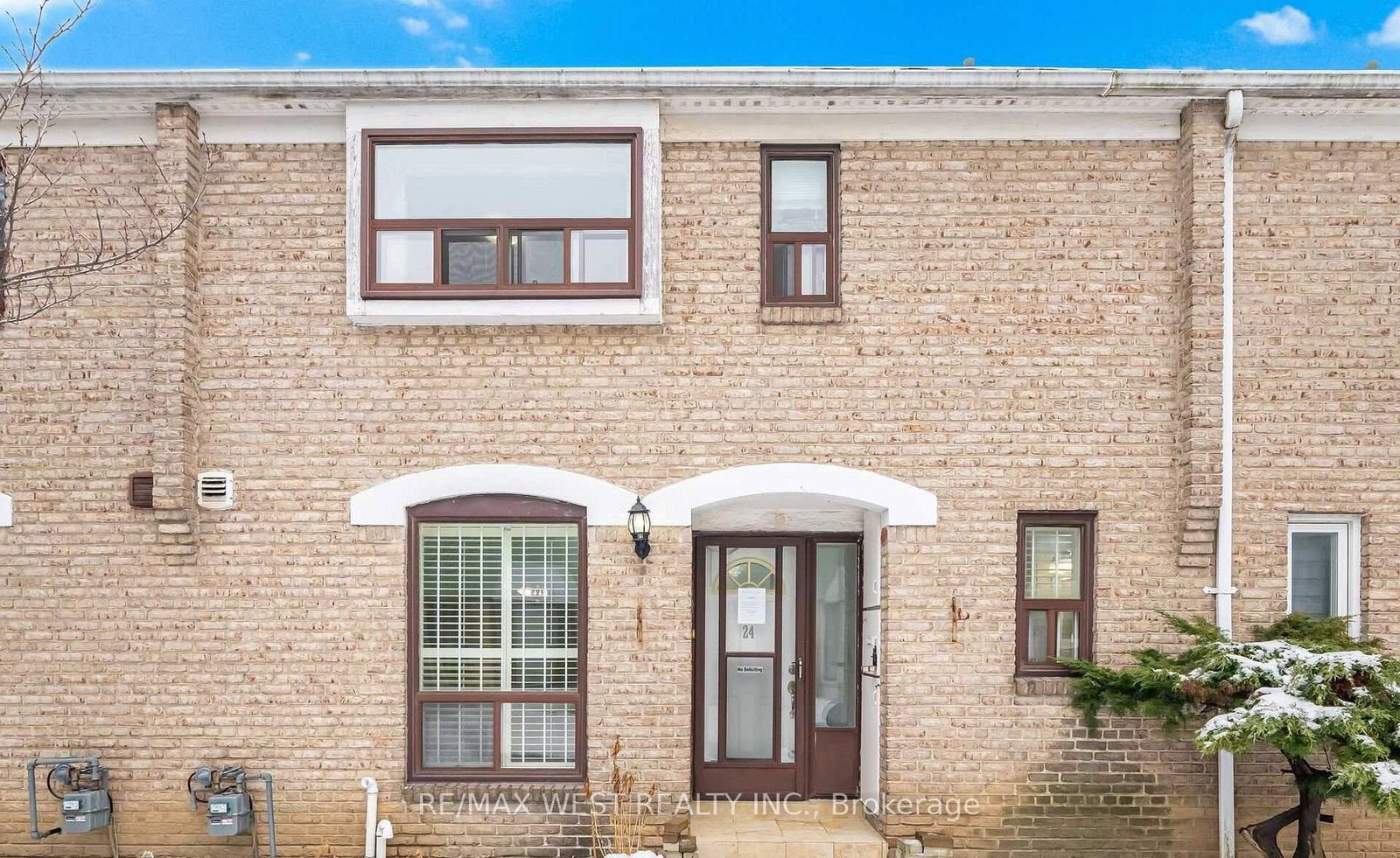 25-gosford-boulevard-toronto-york-ontario-w13804522