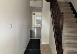 100-lanark-circle-brampton-ontario-w13804674