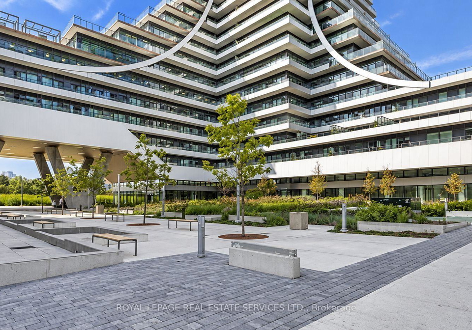 30-shore-breeze-drive-toronto-etobicoke-ontario-w13804810