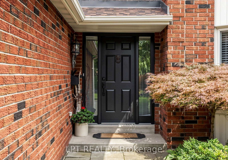1579-lovelady-crescent-mississauga-ontario-w13804852