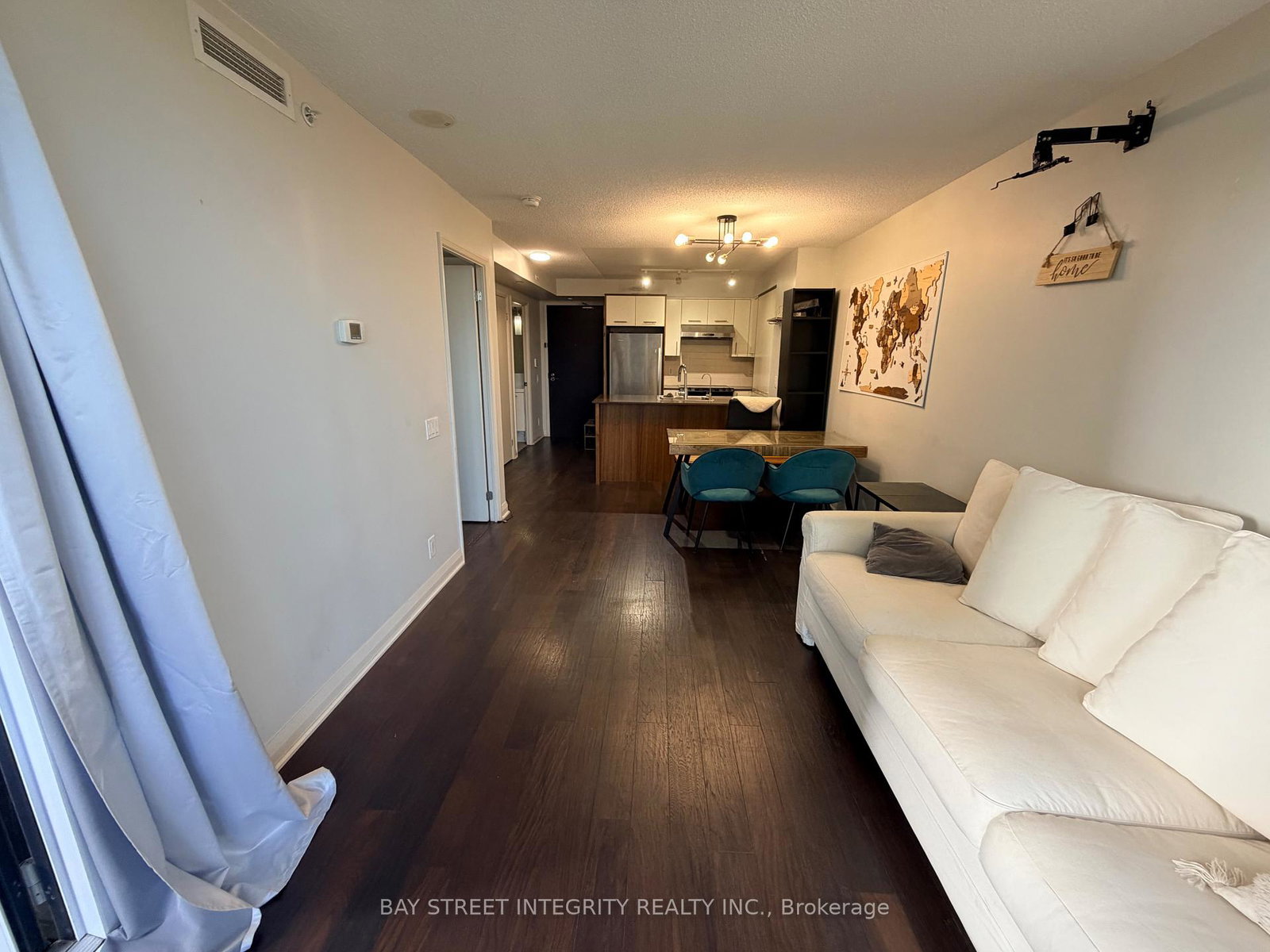 1-valhalla-inn-road-toronto-etobicoke-ontario-w13804916