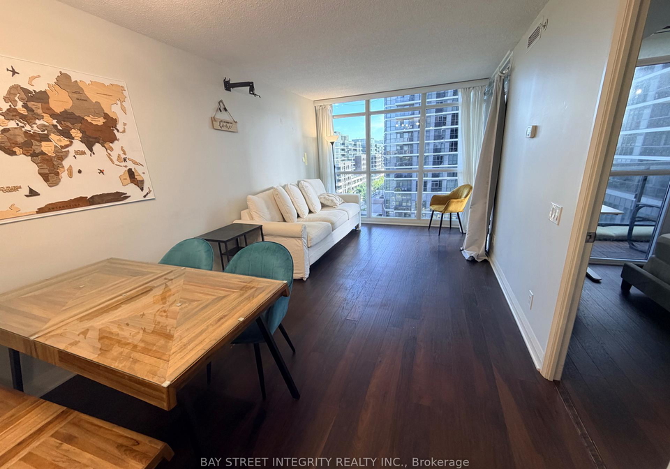 1-valhalla-inn-road-toronto-etobicoke-ontario-w13804916