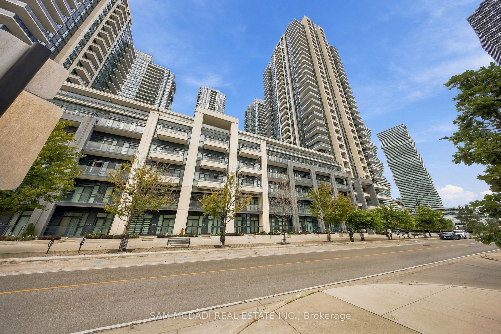 4055-parkside-village-drive-mississauga-ontario-w13805036