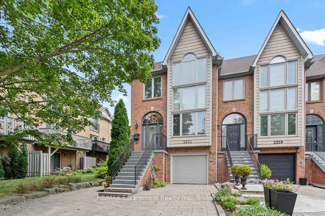 2331-marine-drive-oakville-ontario-w13805064