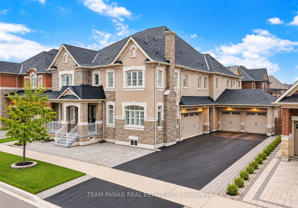 7-balloon-crescent-brampton-ontario-w13805128