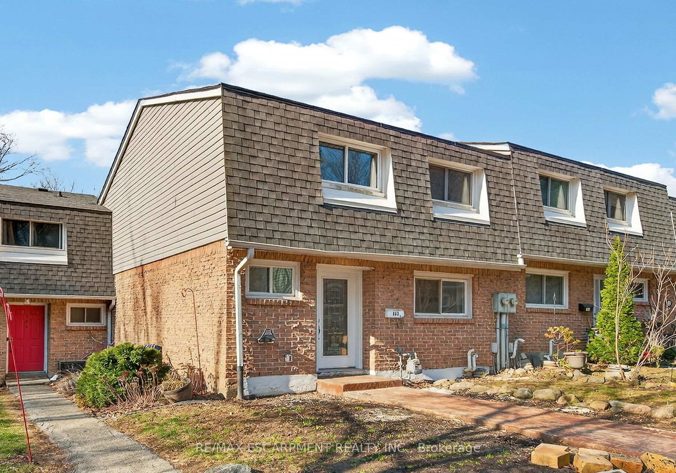 2050-upper-middle-road-burlington-ontario-w13805176