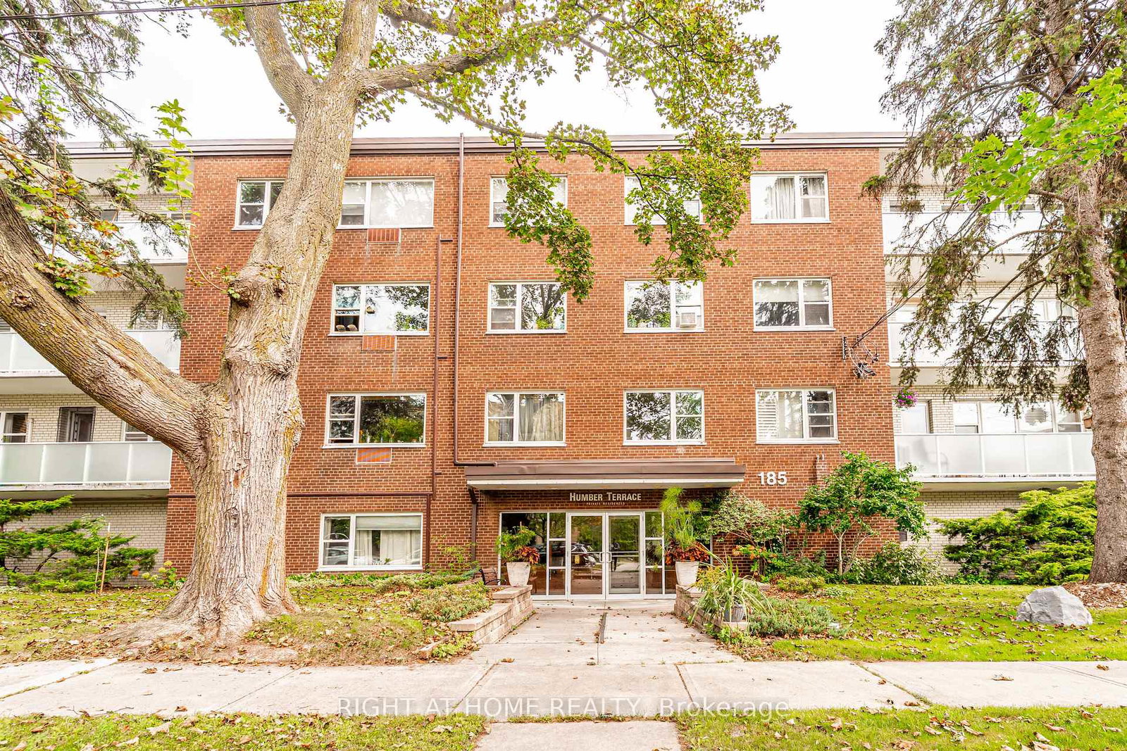 185-stephen-drive-toronto-etobicoke-ontario-w13805312