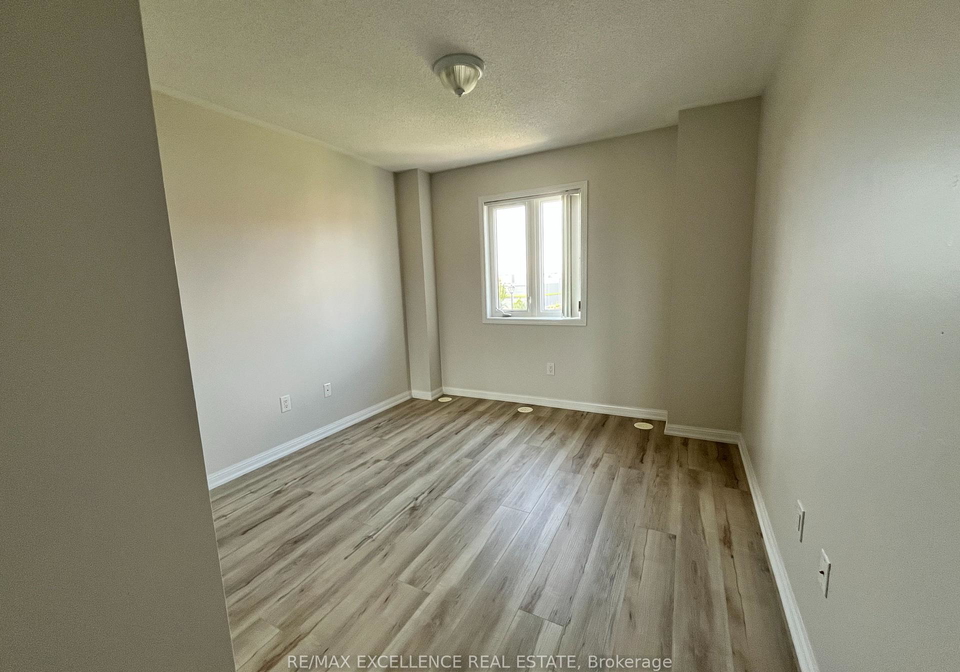 250-sunny-meadow-boulevard-brampton-ontario-w13805532