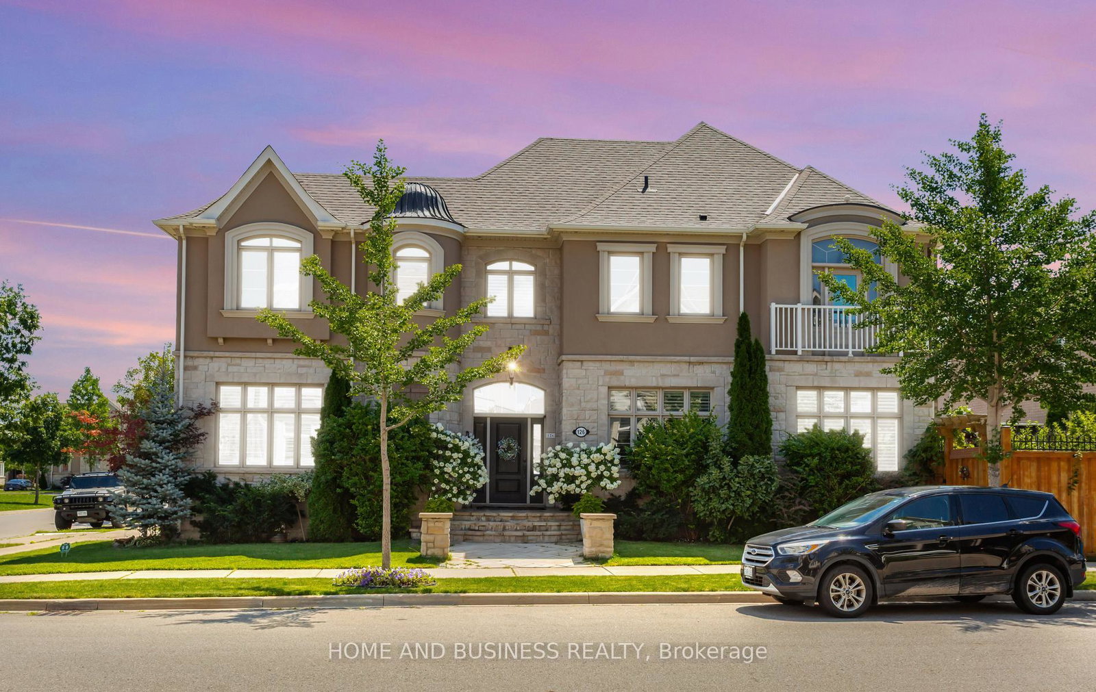 126-mcwilliams-crescent-oakville-ontario-w13805728