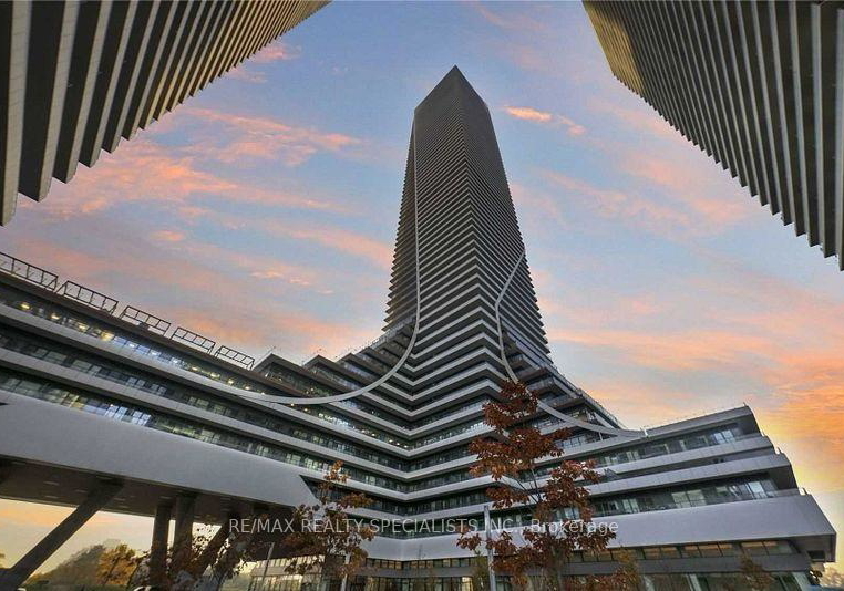 30-shore-breeze-drive-toronto-etobicoke-ontario-w13805956
