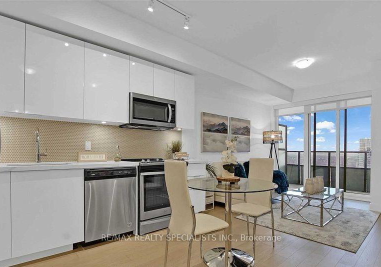 30-shore-breeze-drive-toronto-etobicoke-ontario-w13805956