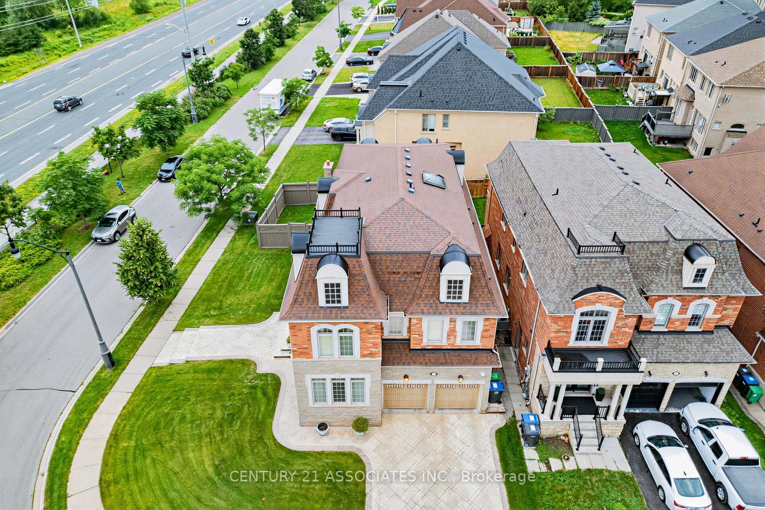29-black-diamond-crescent-brampton-ontario-w13806100