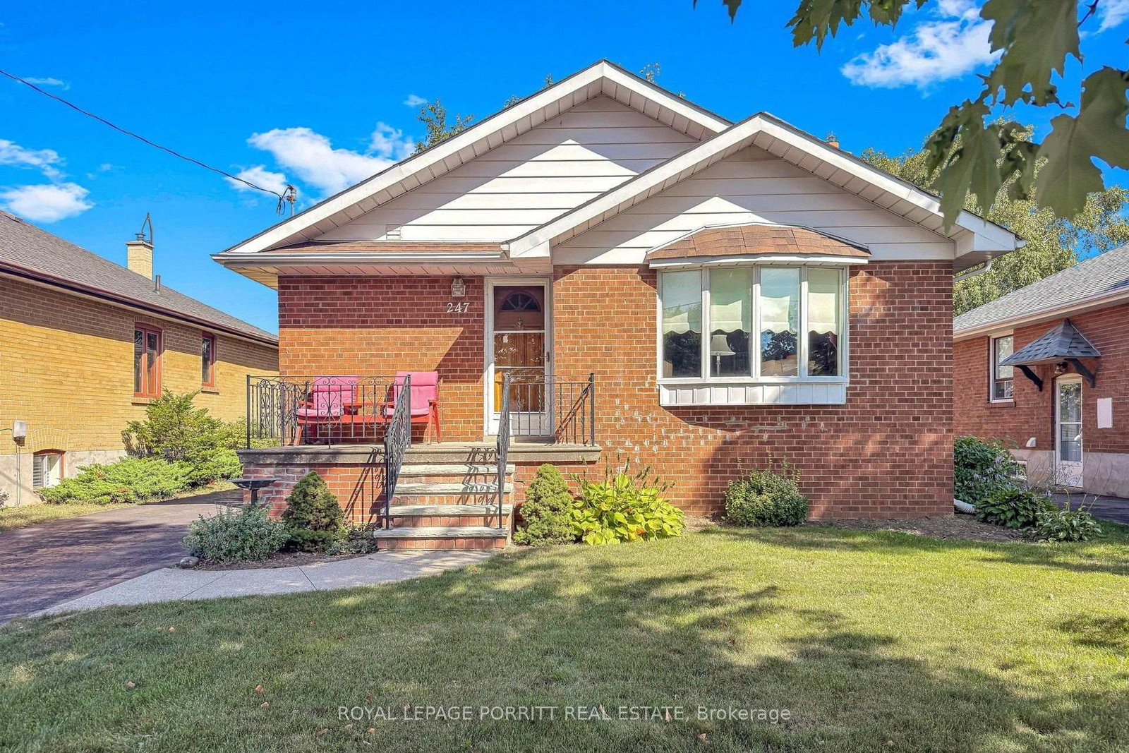 247-hallmark-avenue-toronto-etobicoke-ontario-w13806298