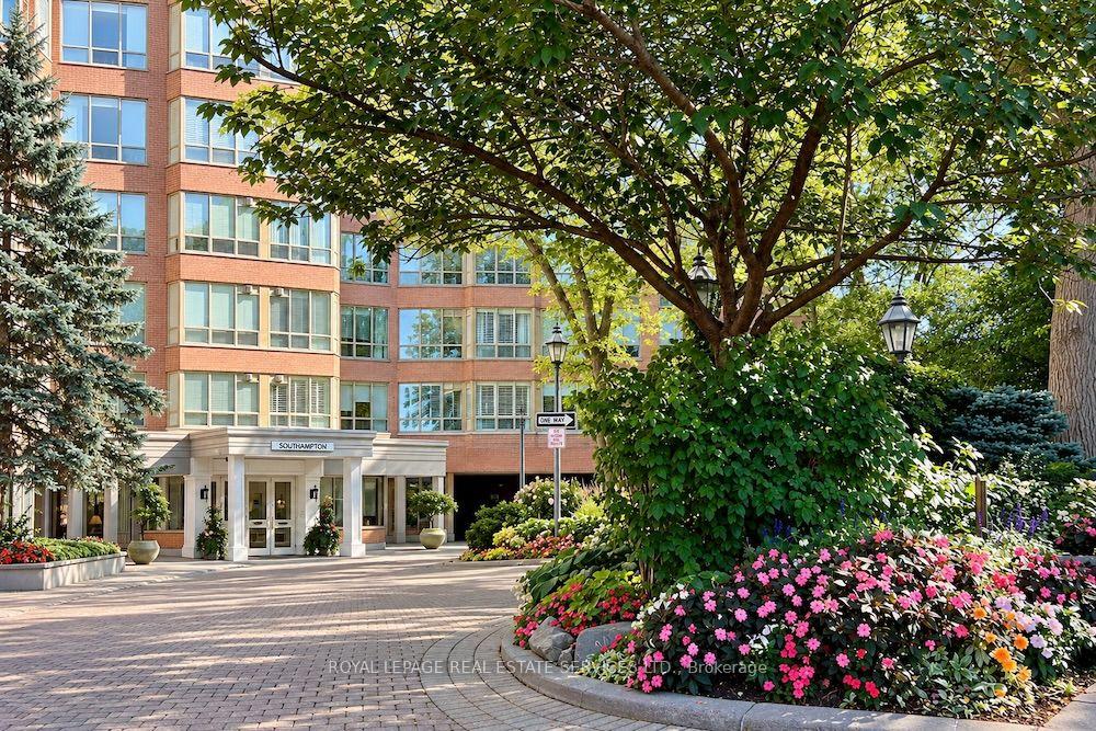 1-ripley-avenue-toronto-toronto-ontario-w13806352