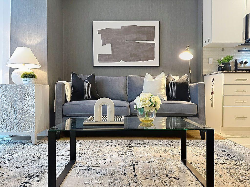 26-fieldway-road-toronto-etobicoke-ontario-w13806502