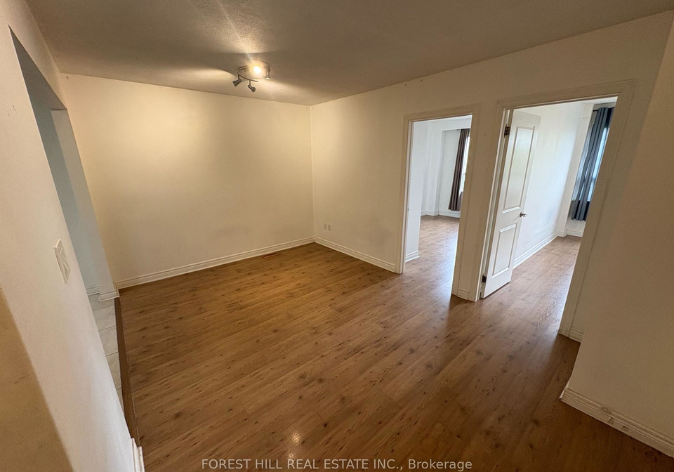 34lakeshore-road-e-oakville-ontario-w13806528