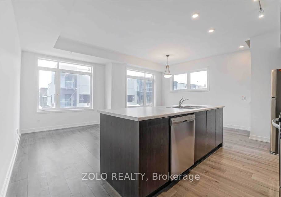 3058-sixth-line-oakville-ontario-w13806704