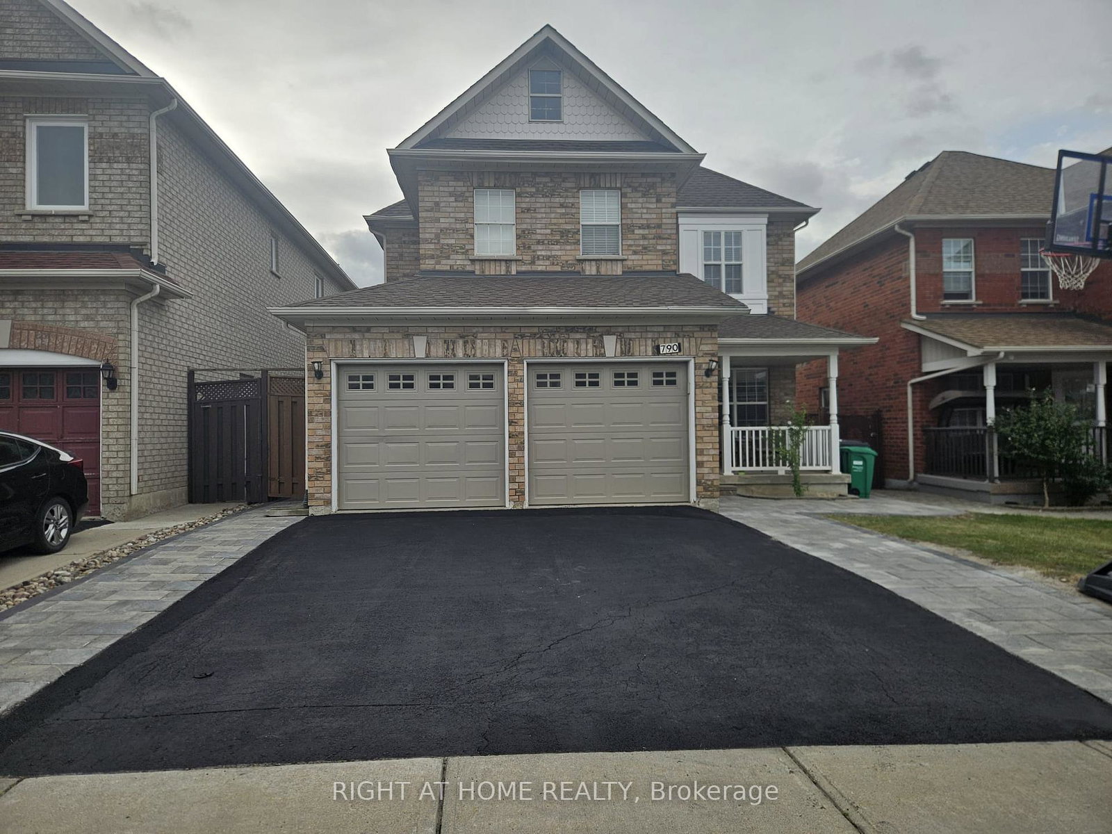 790-crawford-mill-avenue-mississauga-ontario-w13807006