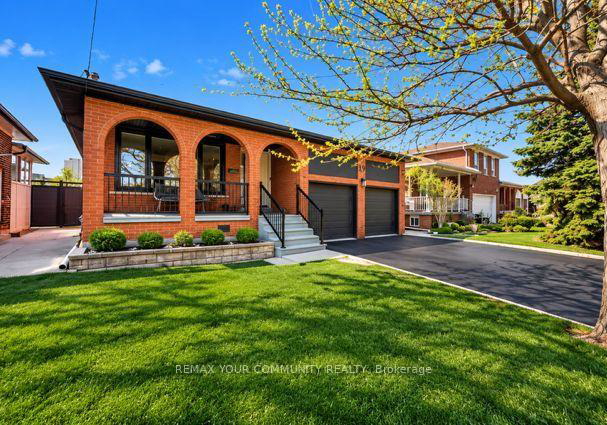 19-hamer-boulevard-toronto-etobicoke-ontario-w13807028