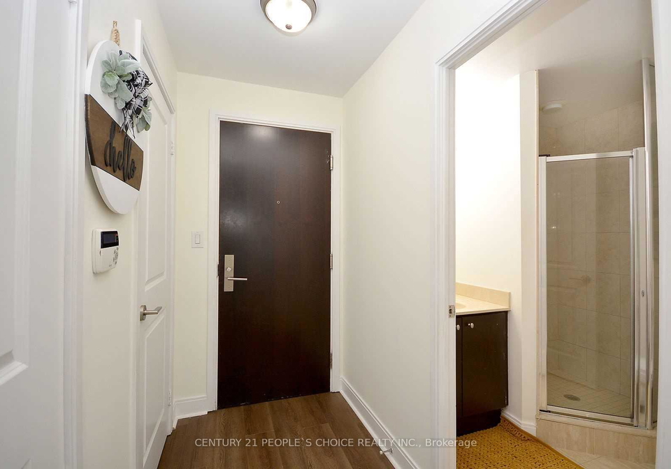 50-absolute-avenue-mississauga-ontario-w13807056