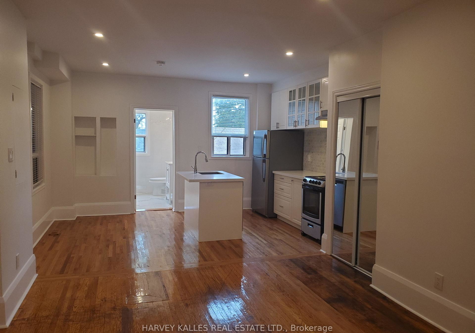 1300-lansdowne-avenue-toronto-toronto-ontario-w13807080